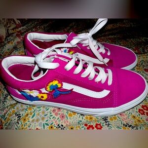 Hoy pink and flowers Vans NEW